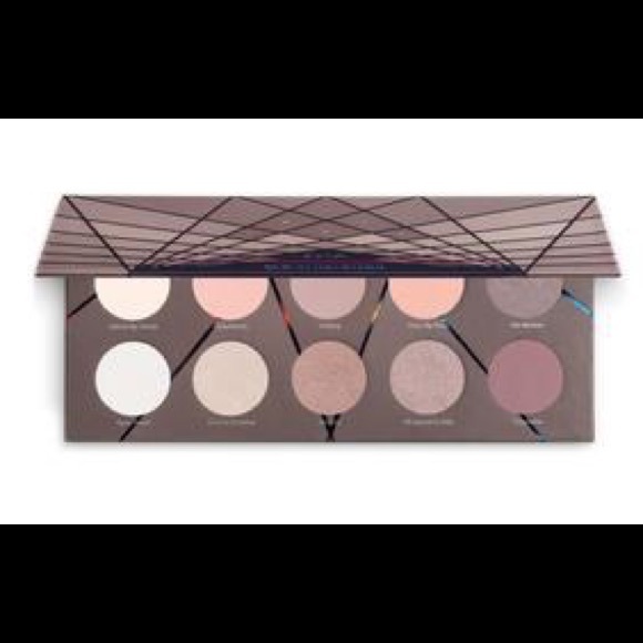 ZOEVA Other - 🌸3 for $20🌸 Zoeva Taupe Palette